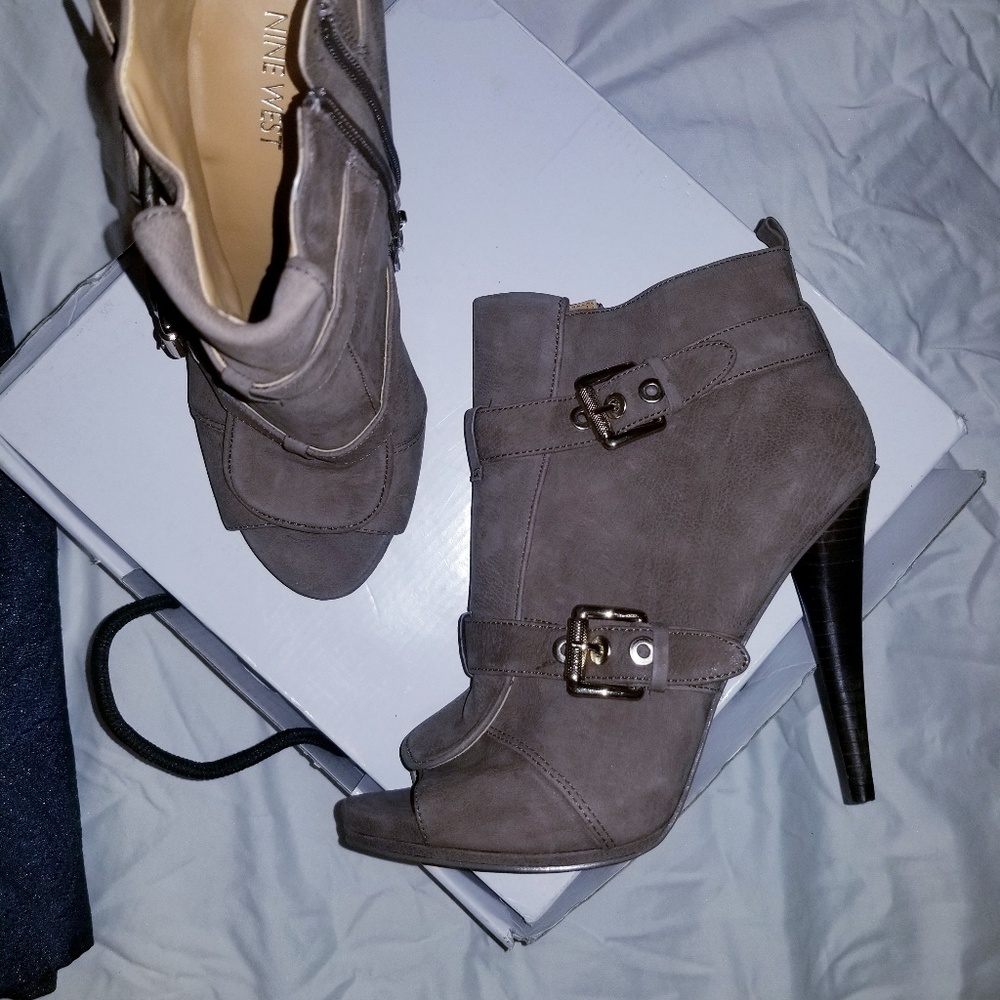 NEW NINE WEST SHOE BOOTS
